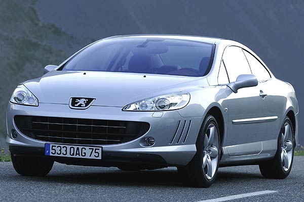 Gestatten, Peugeot 407 Coup. Die Serienversion unterscheidet sich so gut wie nicht von der im Februar prsentierten »Prologue«-Studie