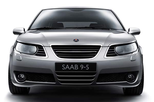 Mit vllig neuer Frontpartie startet der Saab 9-5 ins neue Modelljahr