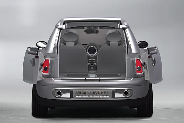 Werden die Einzelsitze im Fond umgelegt, entsteht eine ebene Ladefl�che