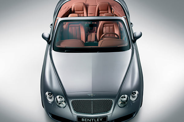 Optisch entspricht die offene Version weitgehend der bekannten GT-Linie