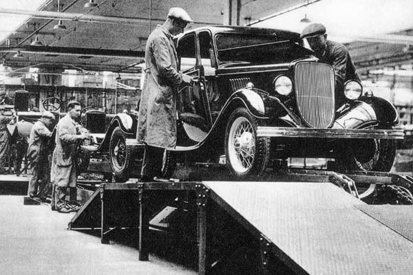 Der erste Pkw, der in Kln gefertigt wurde, war 1931 ein Modell A