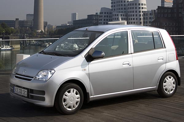 Mit einer leicht modifizierten Frontpartie startet der Daihatsu Cuore ins Modelljahr 2006