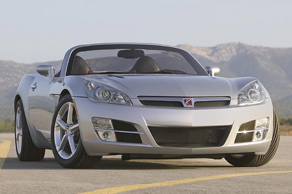 Der GT basiert auf den bereits vorgestellten Brdern aus gleichem Konzern: Saturn Sky und »