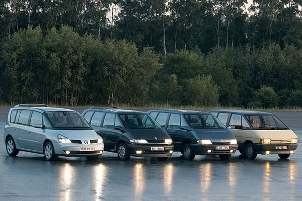 Mit dem Espace I begrndete Renault 1984 das Van-Segment. Das aktuelle Modell ist die 4. Generation