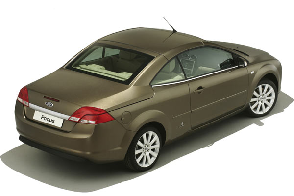 ... und geschlossenem Dach