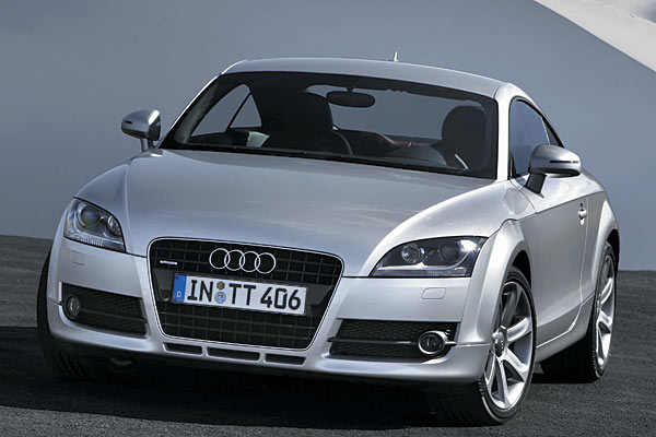 Gestatten, das neue Audi TT Coup. Die Neuauflage ist grer als bisher und aggressiver gezeichnet