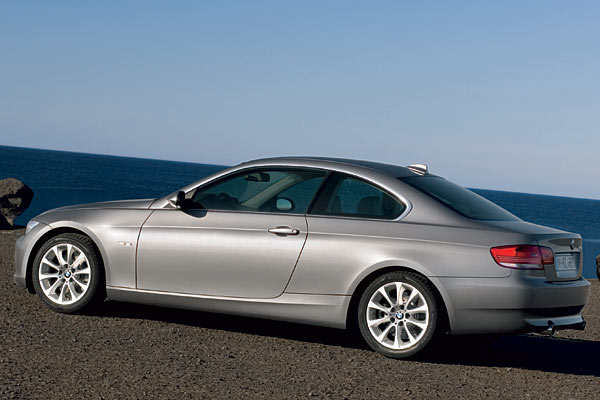 Die Seitenlinie gibt sich gestreckt, elegant, zeitlos: BMW verzichtet auf Designexperimente