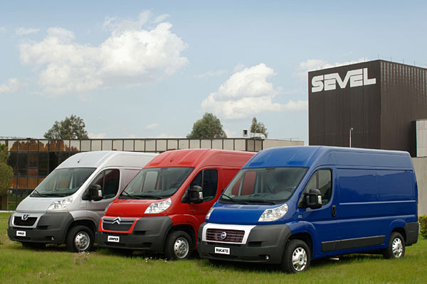 Das erste Bild der neuen Transporter-Familie von Fiat und Peugeot/Citron ist gleichzeitig »