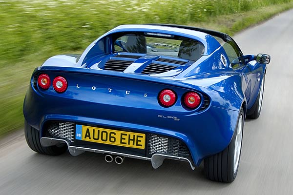 Der Toyota-Motor mit VVT-Technik leistet 136 PS aus 1,8 Litern Hubraum