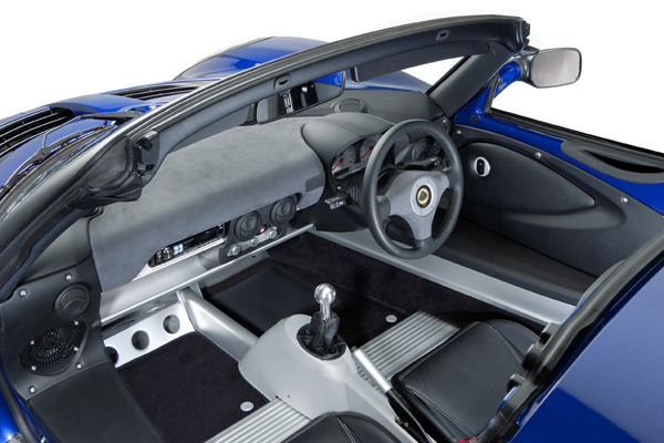 Spartanisch oder cool, je nach Sichtweise: Blick ins Elise-Interieur