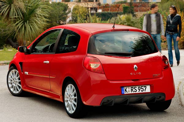 Der offizielle Name fr Renaults kleinen Flitzer lautet Renault Clio Renault Sport
