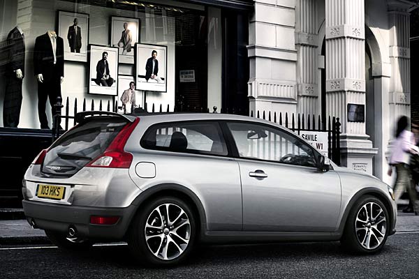 Zielgruppe des C30 sind junge, kinderlose Singles oder Paare mit Geld und »urbaner Prgung«