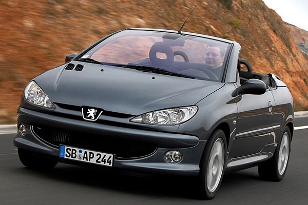 Noch aktuell ist der 206 CC &ndash; lange Zeit Deutschlands meistverkauftes Cabrio