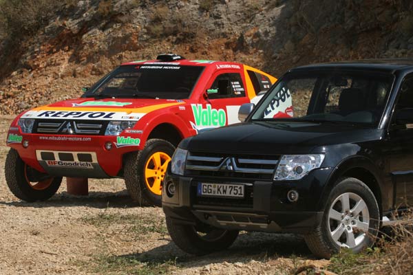 Das neue Modell bildet zugleich die Basis fr den »Pajero Evolution«, der fr den Einsatz bei der Rallye Dakar 2007 vorgesehen ist