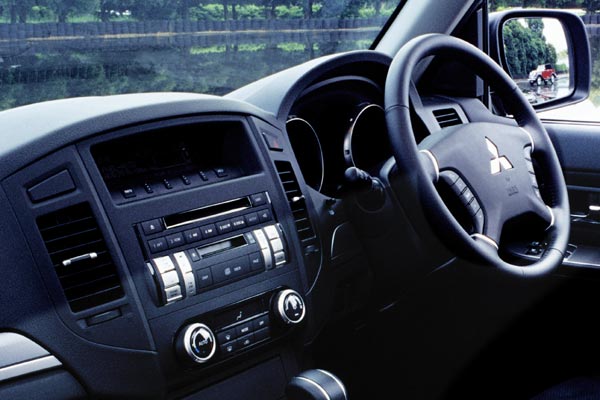 Blick ins neue Pajero-Interieur