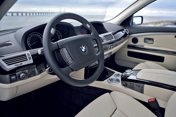 Viel Ausstattung, aber sonst weitgehend unverändertes Interieur