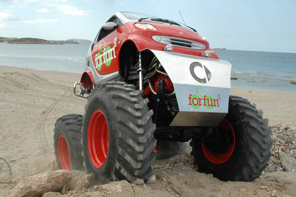 ... im echten Gelände, das ein Unimog so wenig scheuen muss wie kaum ein anderes Radfahrzeug