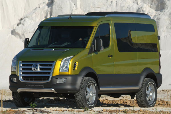 IAA-Studie: Der Crafter Atacama basiert auf dem kurzen Kombi und verfügt über Allradantrieb