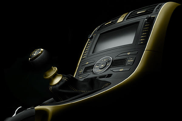 Noch einmal die Mittelkonsole aus der Nähe