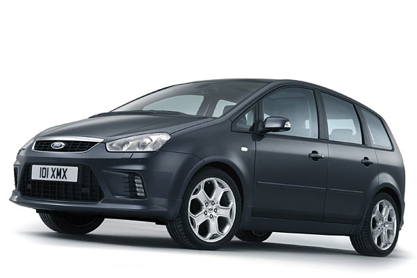 ... bis auf Details wie Rderdesign und blaue Verglasung dem spteren Serienmodell entspricht