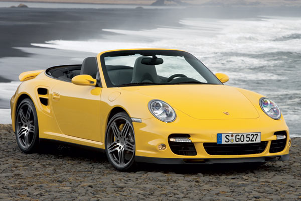 Das Karosserie-Design entspricht dem des Coups