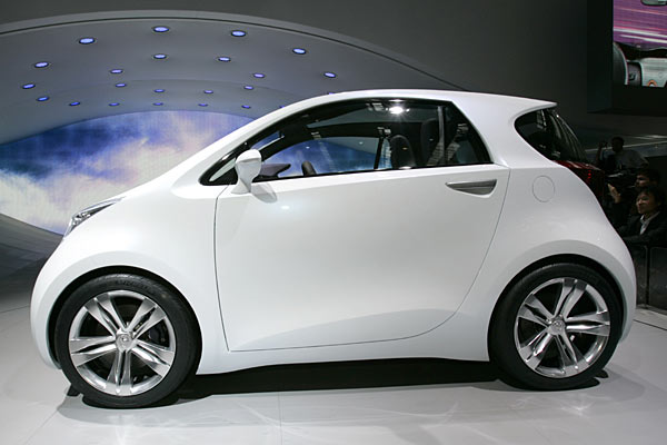 Das Auto soll drei Erwachsenen plus Kind oder Gepck Platz bieten