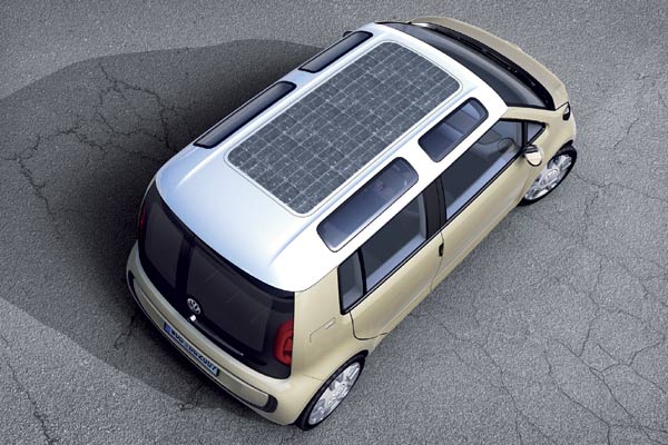 berfllige Lsung: Solarkollektoren auf dem Dach zur Stromgewinnung