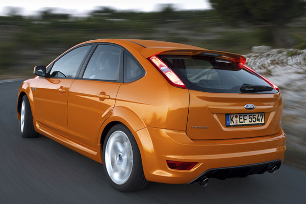 Neu sind auerdem der jetzt schwarze Diffusor und die Heckleuchten selbst