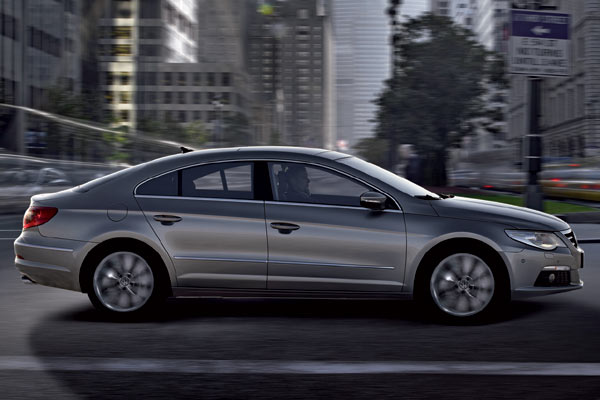 Schweller, Trprofile und Radhuser sind strker akzentuiert als bei Limousine und Variant