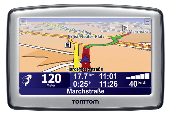 ... mit 4,3-Zoll-Breitbild-Display namens XL. Wesentliche Neuheit bei beiden Varianten ist die voll in die »