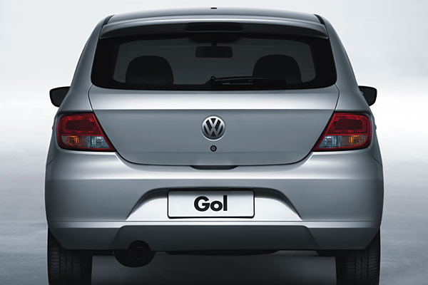 ... von hinten. Zwei Rckfahrleuchten sind in Deutschland bei VW nicht mehr selbstverstndlich