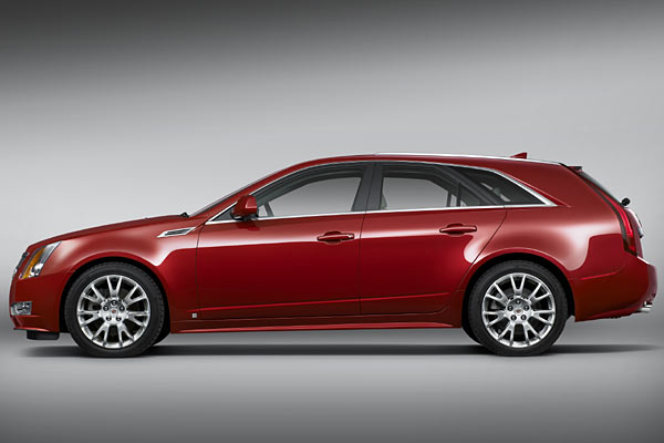 ... die ab der B-Sule beginnende Dachreling und vor allem das kleine dritte Seitenfenster