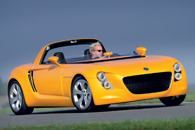 Zum Vergleich: Der »EcoRacer« von Ende 2005 war wesentlich aufwndiger, kleiner, leichter und noch sparsamer, wre aber viel zu teuer geworden