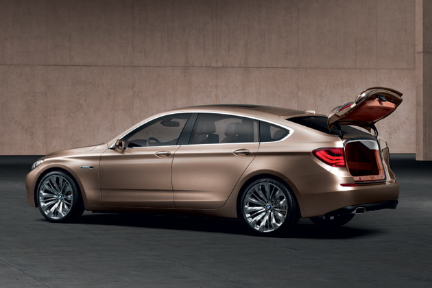 Pfiffige Lsung, die koda vorwegnahm: Die Heckklappe lsst sich entweder nur im unteren Teil ffnen »