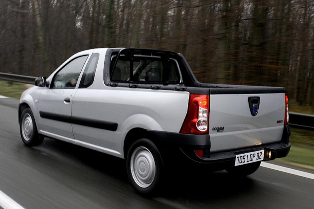 Wie alle Dacia verfgt der Pick-up nicht ber ESP. Die Motorenpalette endet bei 87 PS