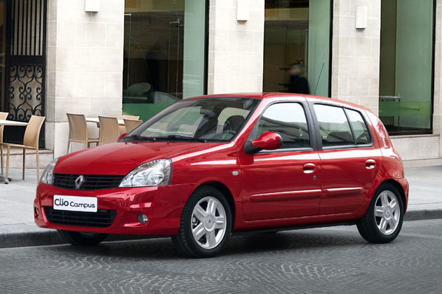 Ursprnglich 1998 eingefhrt und lngst von einem Nachfolger abgelst, baut Renault den Clio II unter dem Zusatznamen Campus weiter. Jetzt erhlt der Kleinwagen sogar ein kleines Facelift