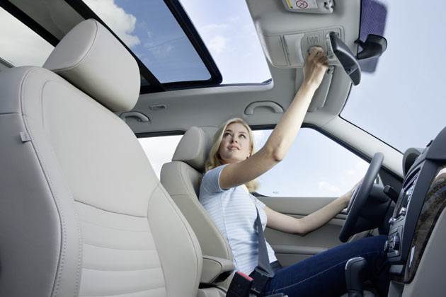 Optional ist ein Panorama-Glasdach erhltlich