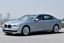 BMW-Hybrid II: 7er als Mild-Hybrid auf der IAA