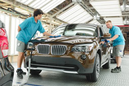 BMW beginnt X1-Produktion in Leipzig