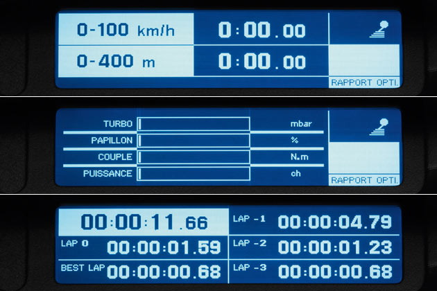 Der optionale »R.S. Monitor« informiert im Radio-Display u.a. ber Beschleunigungswerte, Ladedruck, ltemperaturoder Drosselkappenstellung und speichert Rundenzeiten