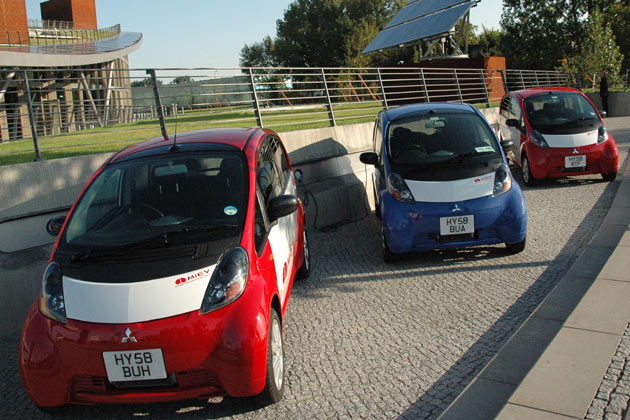 Die Basis bildet der Mitsubishi i-MIEV, hier auf einem Prsentationstermin in Deutschland