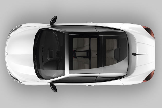 Das Panorama-Glasdach bleibt das Besondere am Mgane. Weder Peugeot 308 CC noch VW Eos knnen es in dieser Form bieten