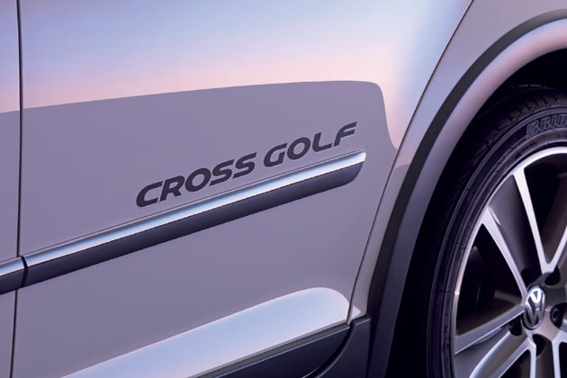 Es bleibt bei dem etwas arg prgnanten Schriftzug auf den hinteren Tren