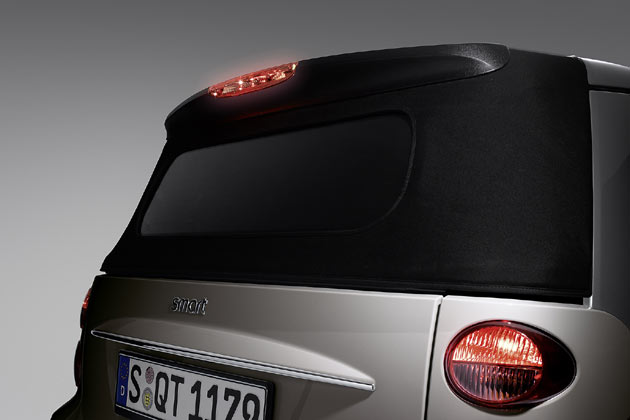 Gnstiger ist die dritte Bremsleuchte mit – der regulr nicht vorhandenen – LED-Technik fr 129 Euro