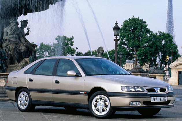 Zwischen 1992 und 2000 spielte der Safrane den Part der gehobenen Renault-Limousine