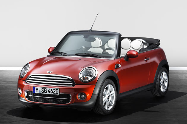 Von den Cooper-S-Modellen zu den schwcheren und gnstigeren Versionen: Hier das Mini Cooper Cabrio, das es nun erstmals als Diesel gibt