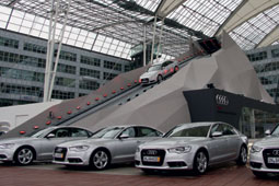 Audi errichtet Quattro-Berg am Flughafen Mnchen