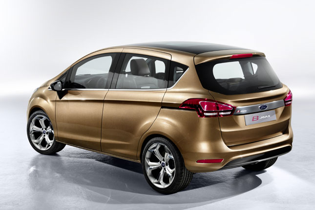 Mit 4,06 Metern Lnge ist der B-MAX nur elf Zentimeter lnger als ein Fiesta