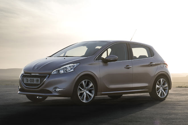 Gestatten, Peugeot 208. Die neue Generation des franzsischen Kleinwagens erscheint im Frhjahr 2012 mit deutlich gendertem Design