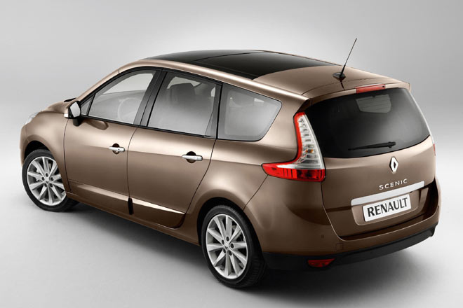 Da wird manch Familienvater ins Grbeln kommen: Der Renault Grand Scnic ist kaum grer, kostet aber rund das Doppelte